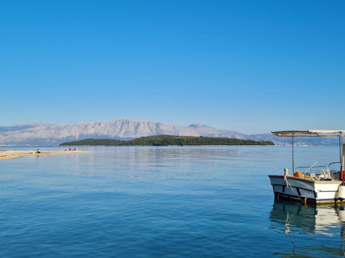 The House Apartment Nydri (Lefkada)