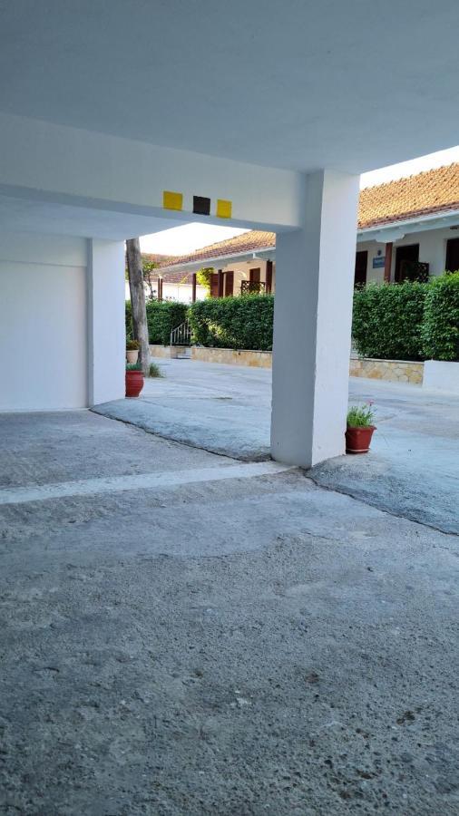 The House Apartment *
