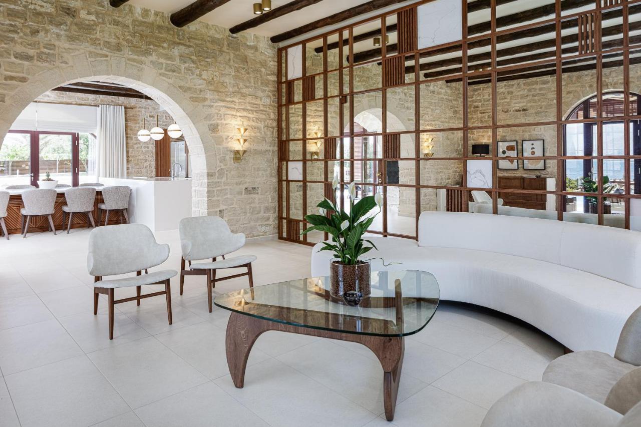 Lygia * Petres (Rethymno)