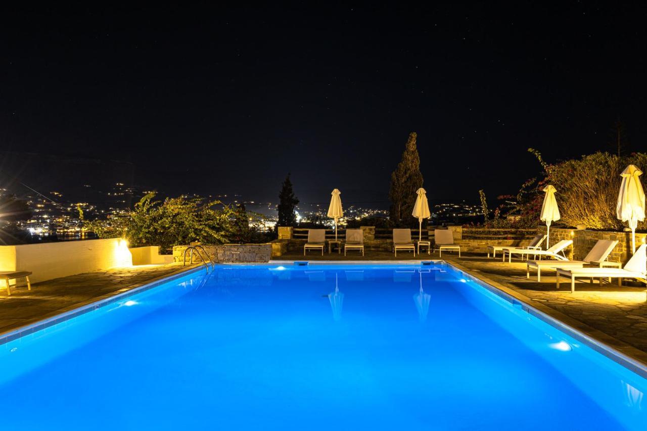 Akrotiri 3*