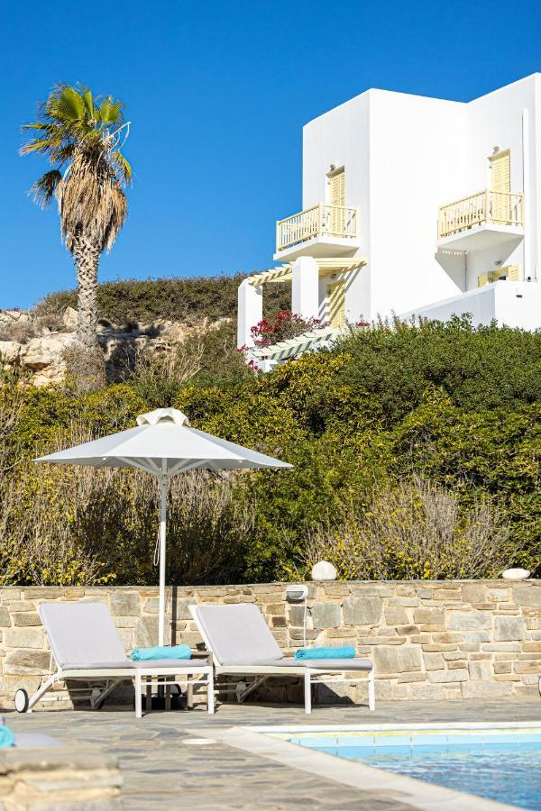 Hotel Akrotiri 3*