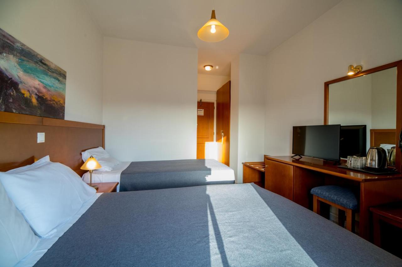 Hiona Hotel 3*