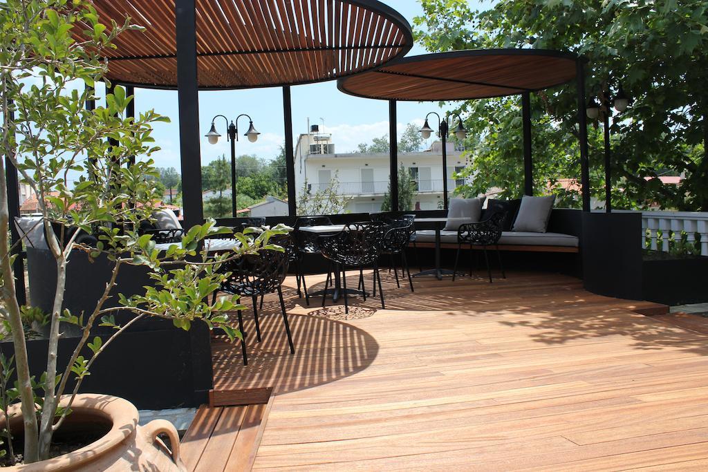 Zeus Hotel 3*