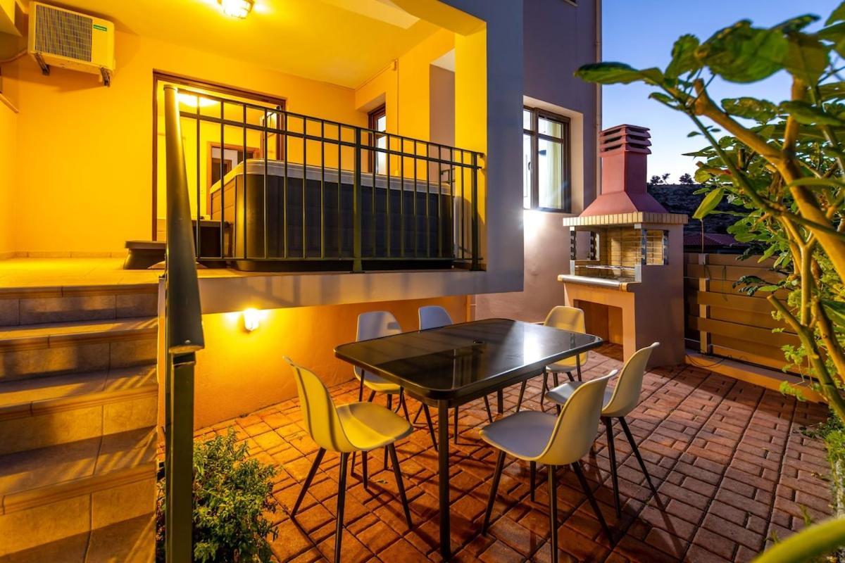 Villa Mikra Anogia Villas *