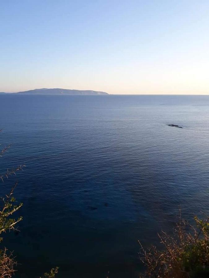 Kefallonia Bay * Spartia (Kefalonia)
