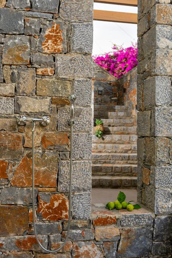 Pakio Luxury : Private Cretan Holidays