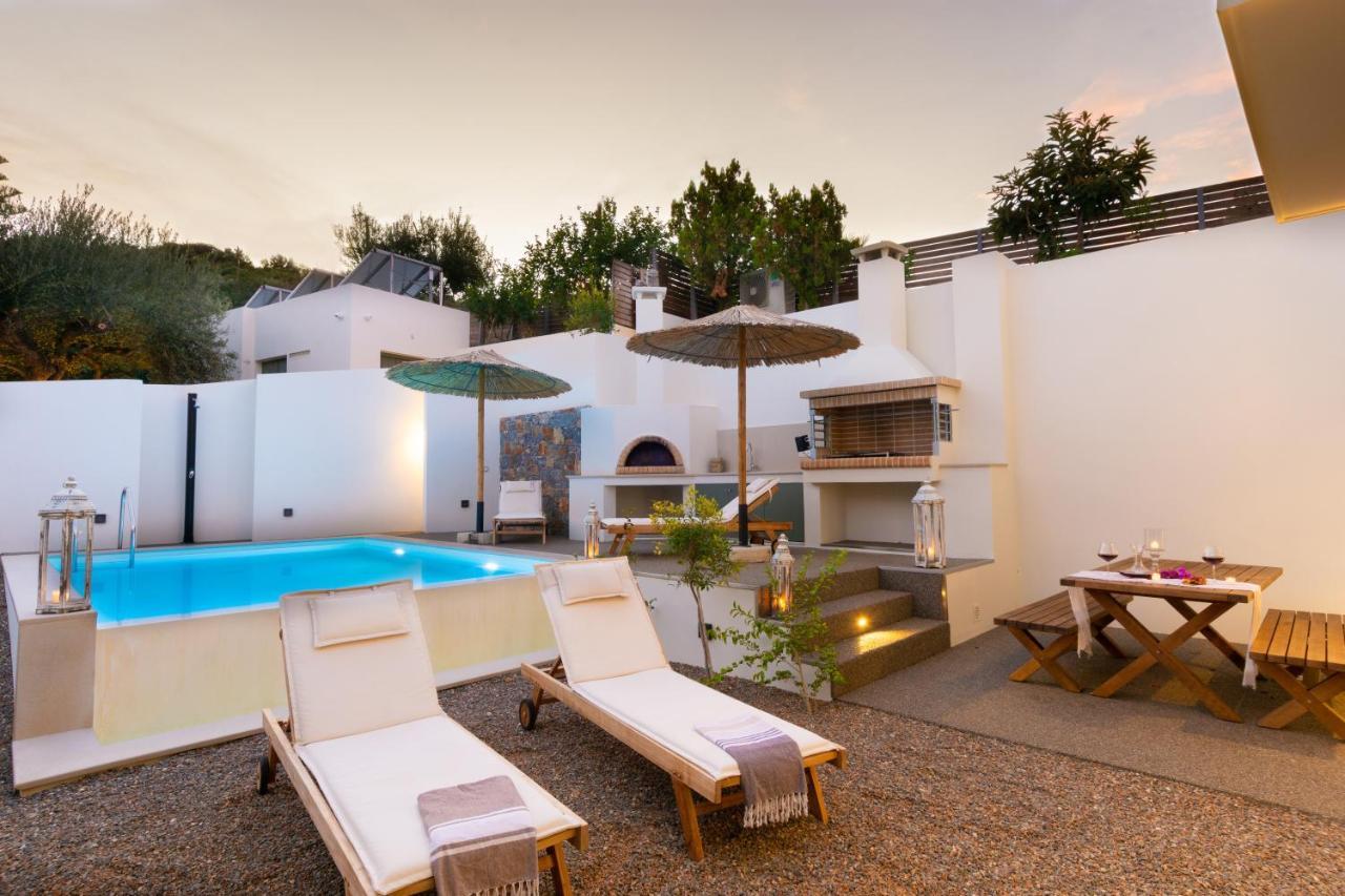 Pakio Luxury : Private Cretan Holidays Villa Milatos