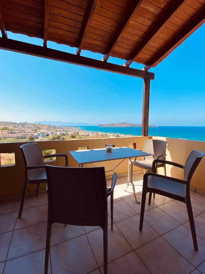 Eliros Studios Aparthotel 2*