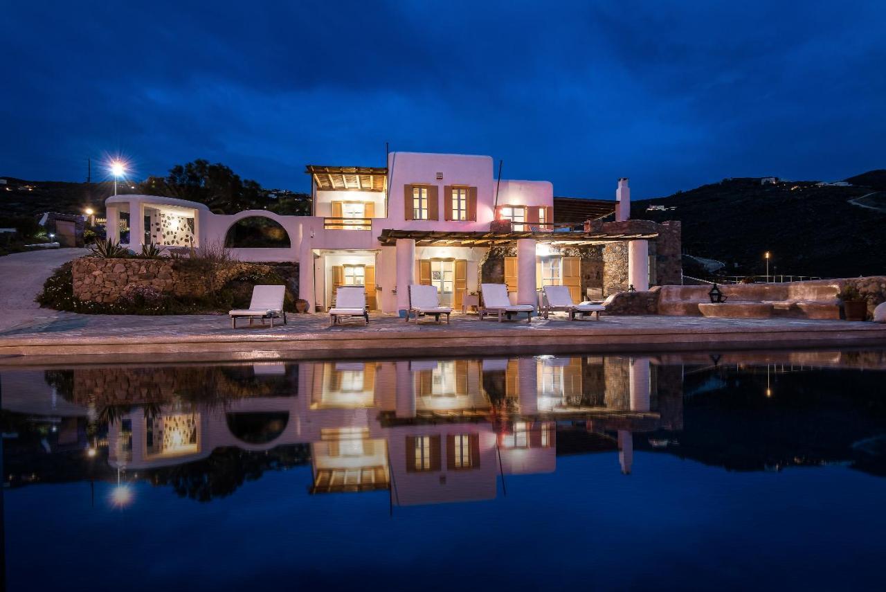 Anerousses Mykonian Traditional