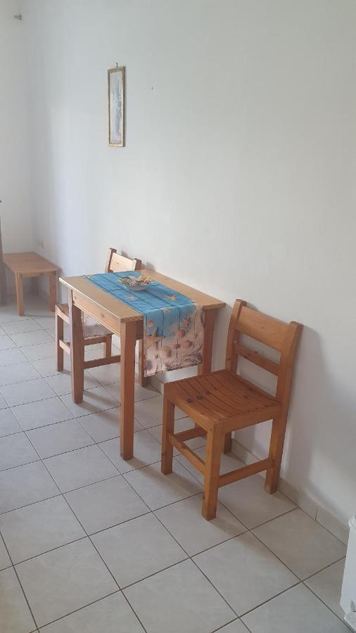 Nikos Aparthotel