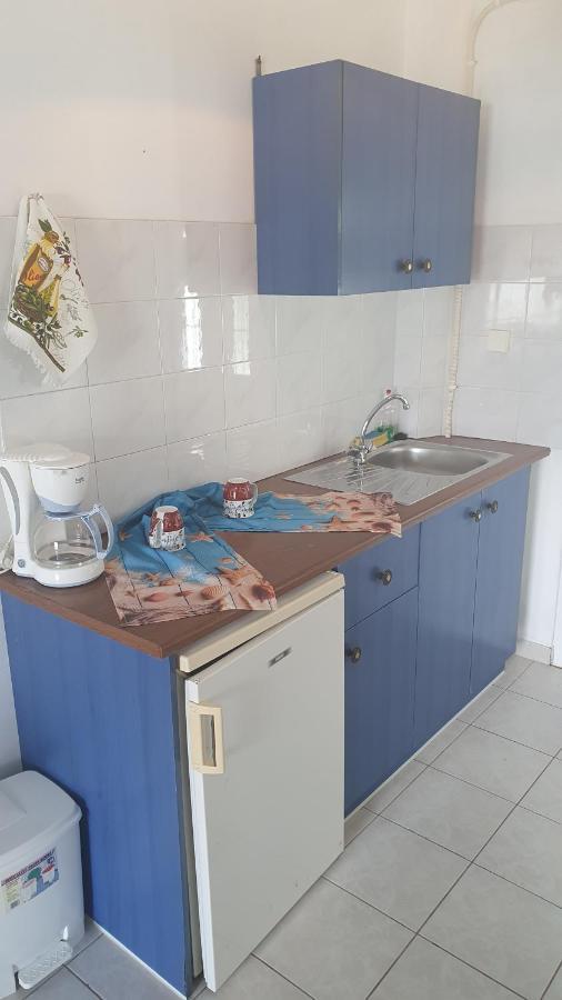 Aparthotel Nikos *
