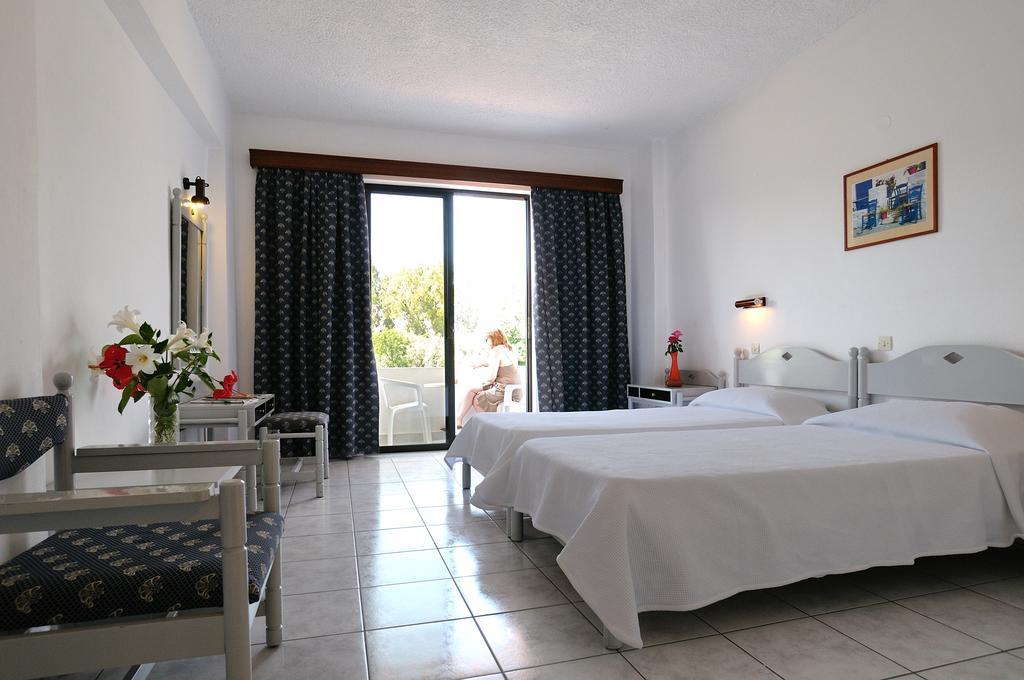 Tina Flora Hotel
