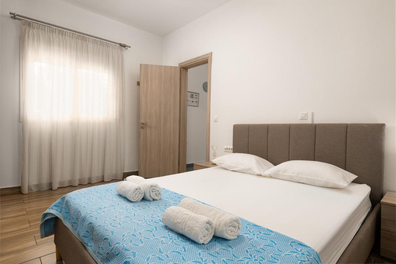 Holiday home Theros Luxury *