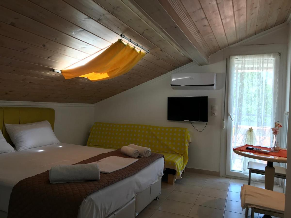 Orange House * Keramoti (Macedonia)