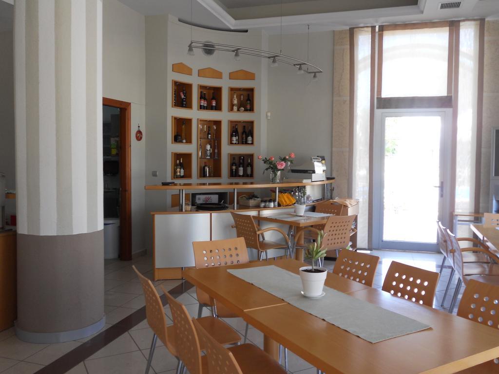 Alexander Apartment