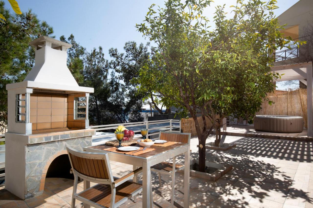 Theros Luxury Archangelos (Rhodes)
