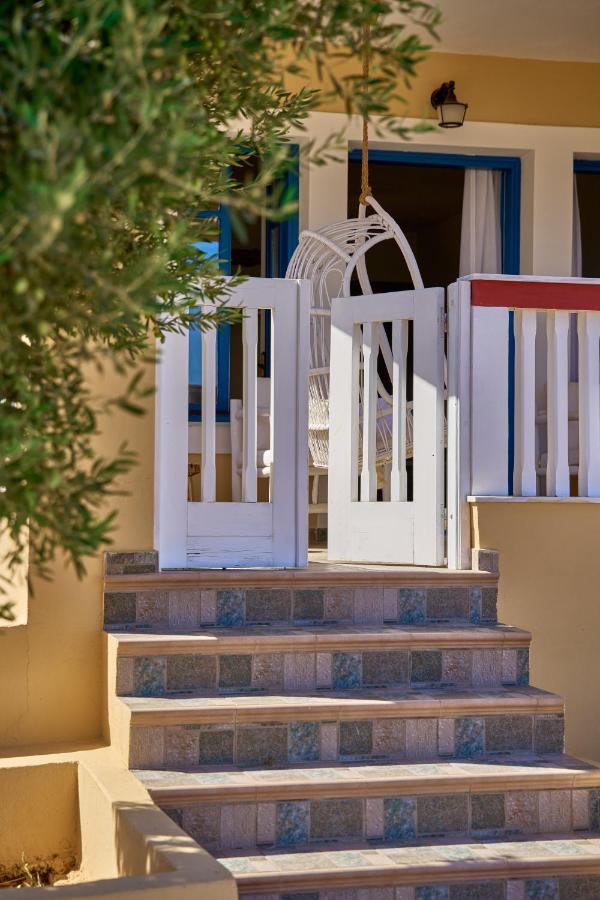 Kastellia-althea Homes * Amoopi