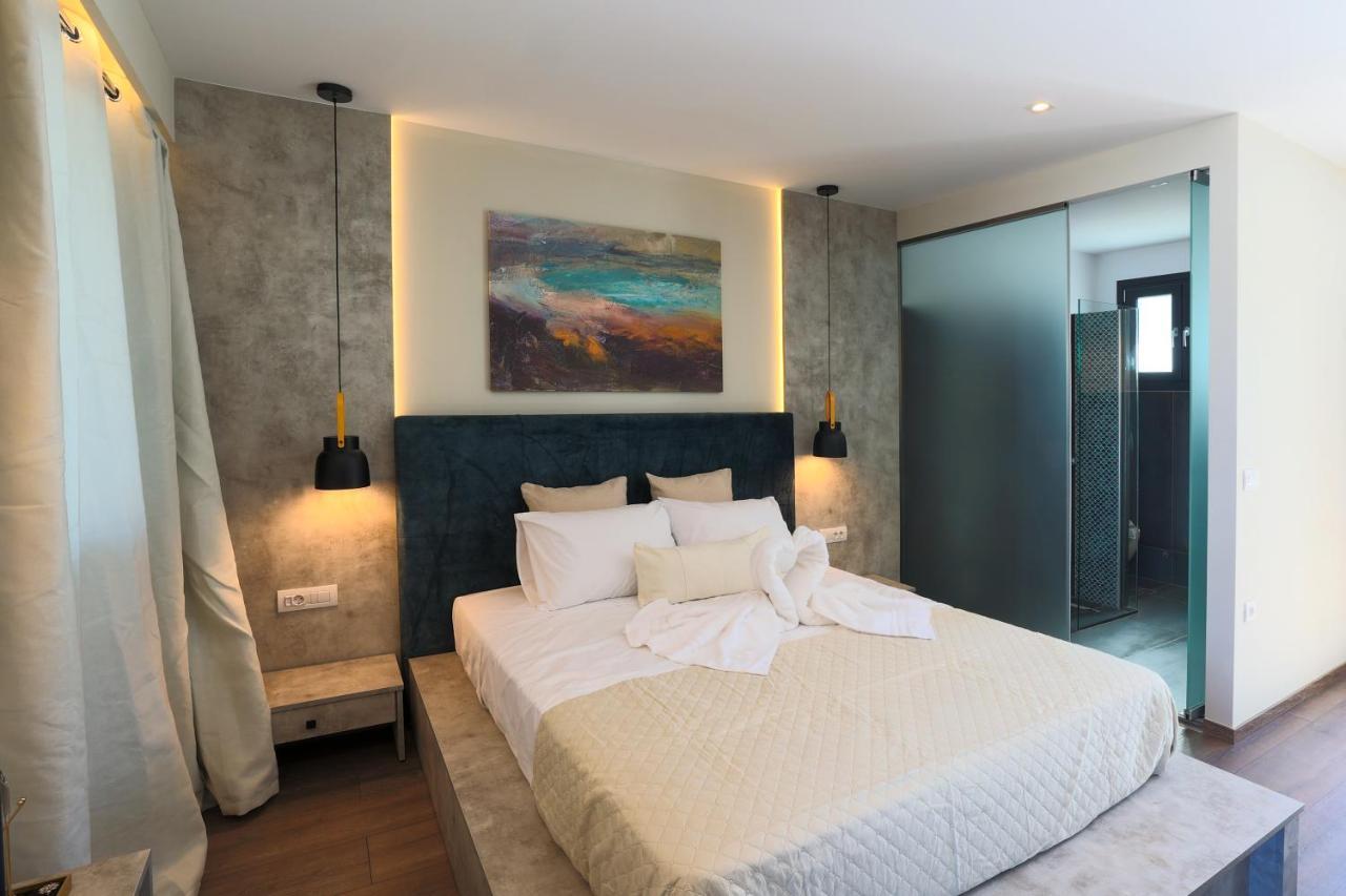 Bayview Apartment *