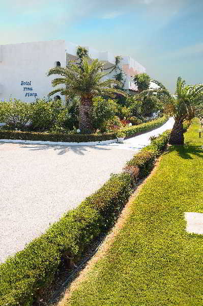 Hotel Tina Flora