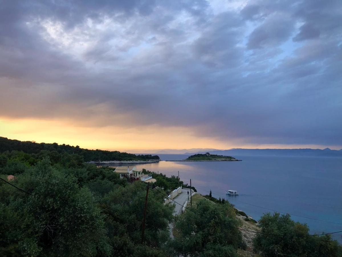 Avgerini Paxos Apartment *