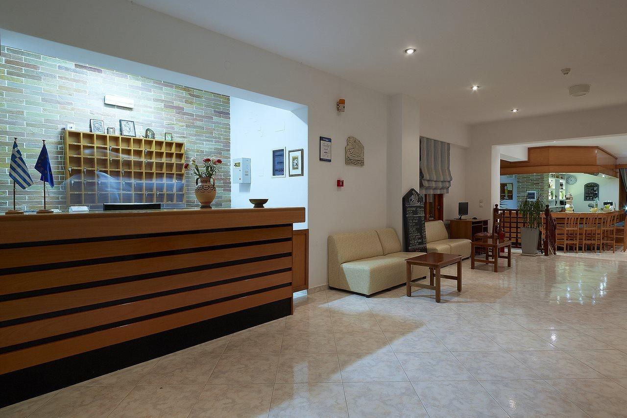 Cavo Marelia Hotel