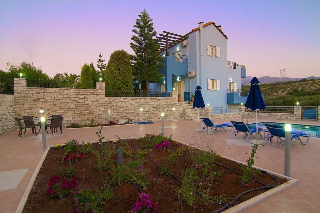 Barbounis Village *