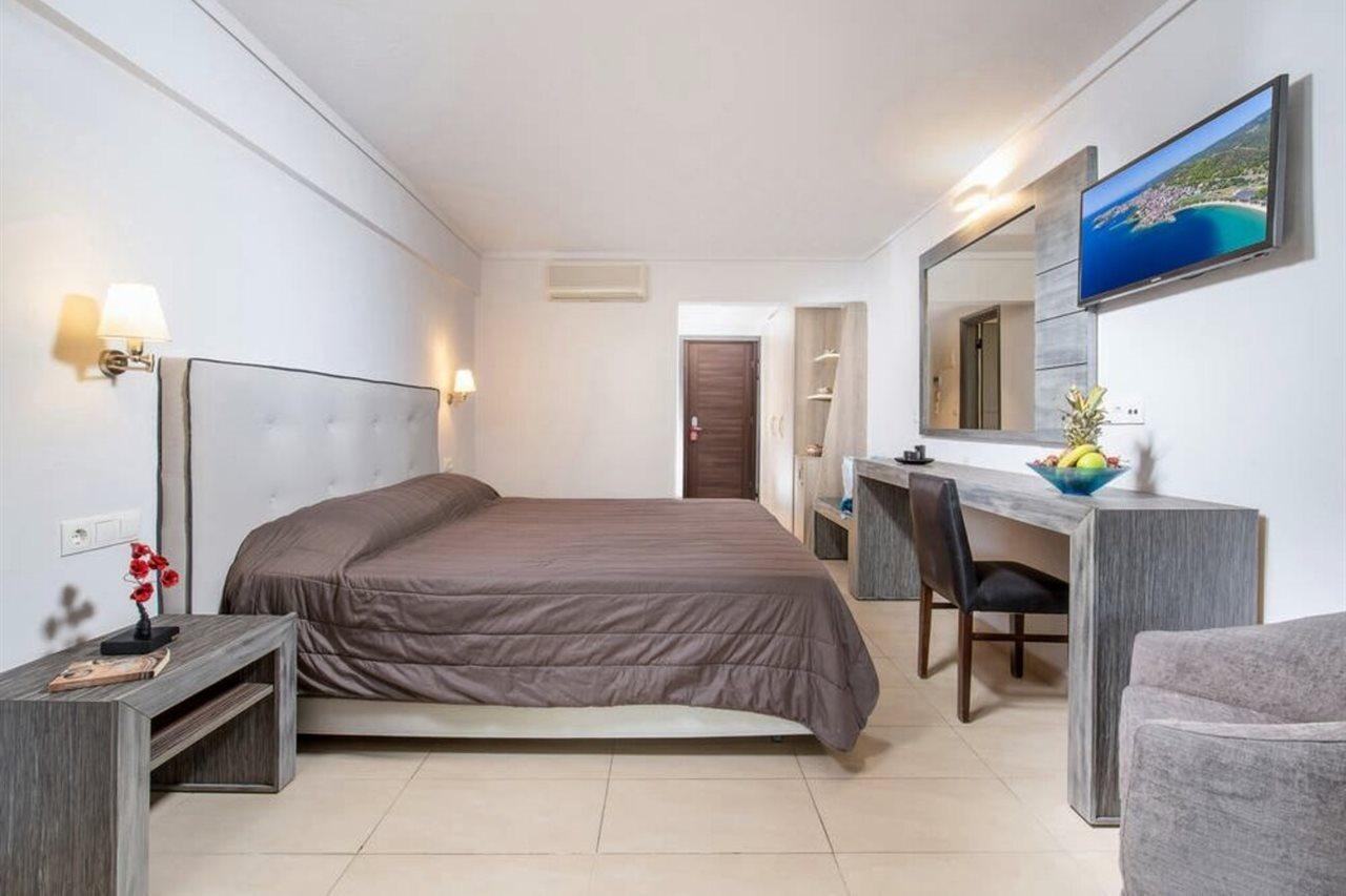 Lagomandra Beach Hotel Lagomandra