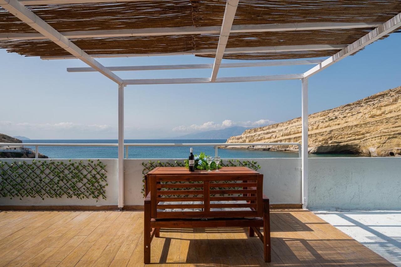 Flores Playa Matala (Crete)