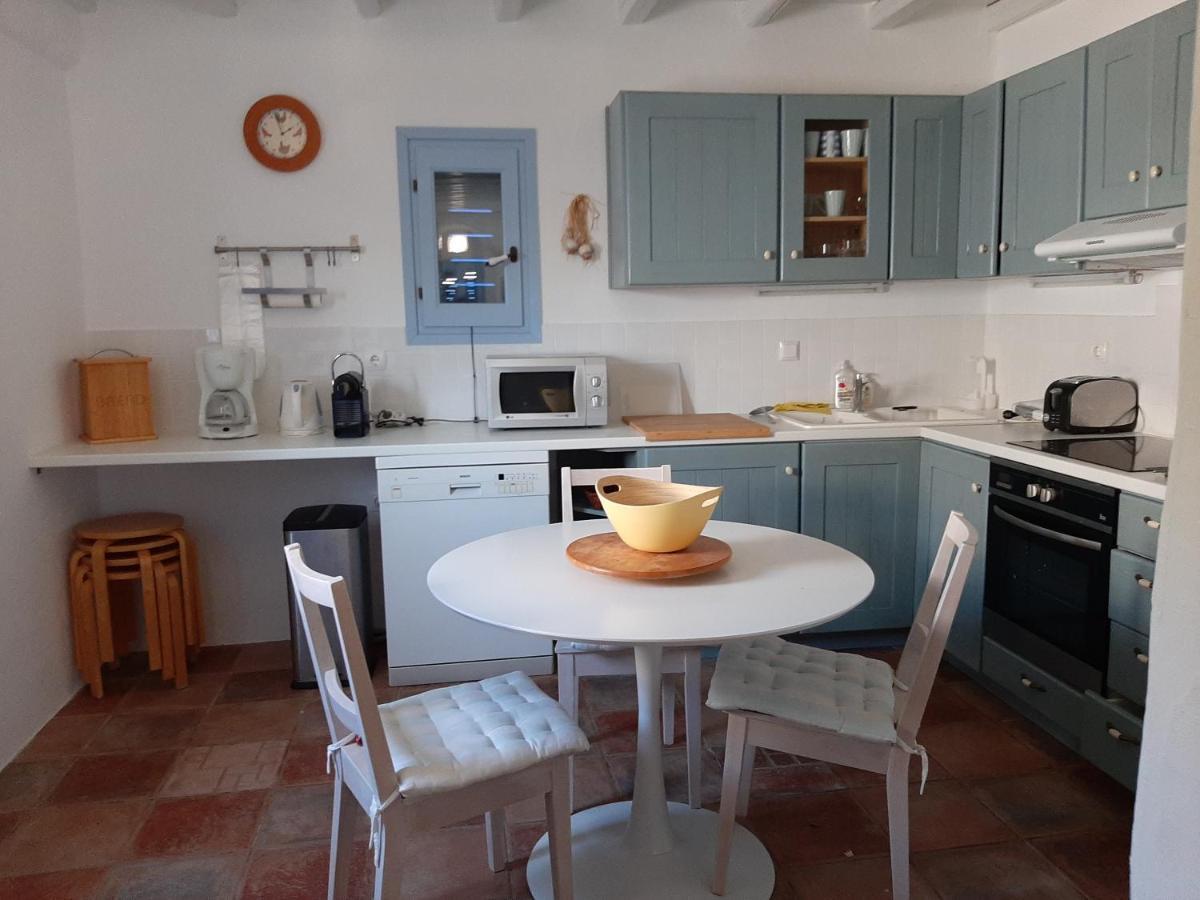 Yviskos Traditional Holiday home Chrisi Akti (Paros)