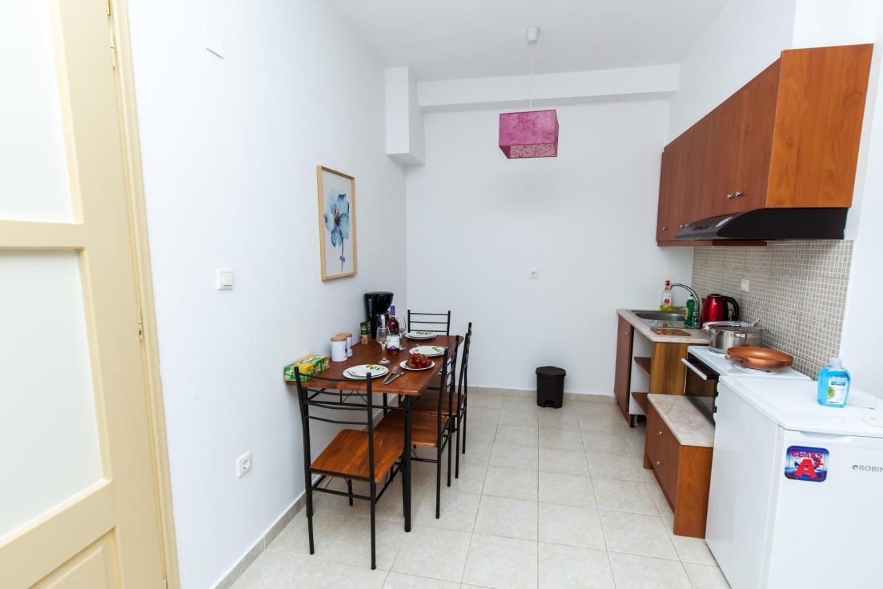Apartment Mastabas