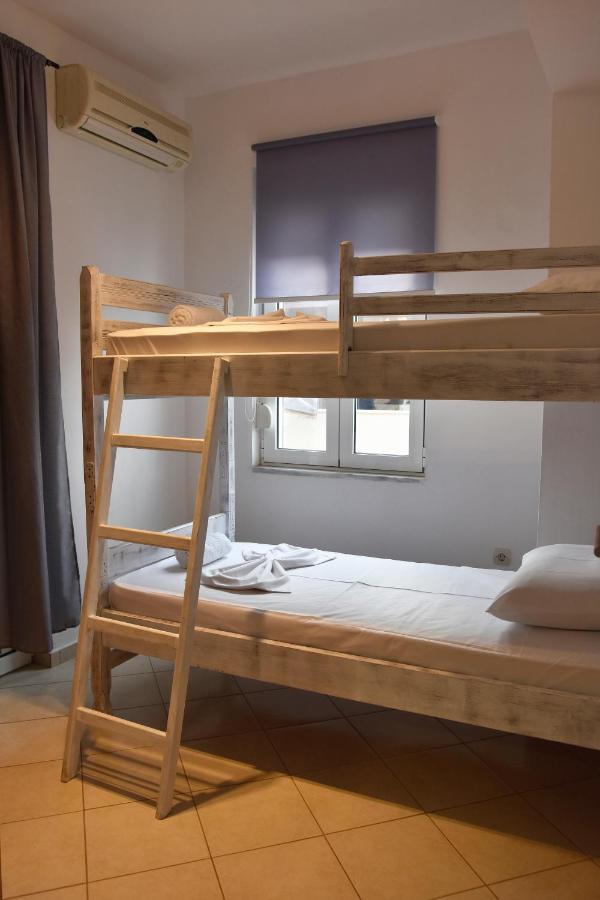 2 Apartment *