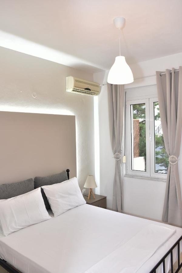 Apartment 2 *