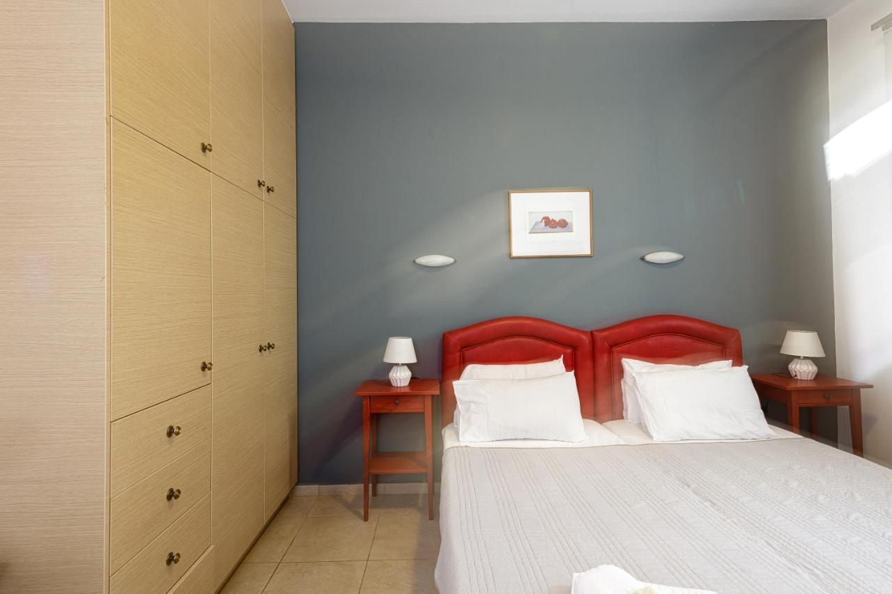 Apartment Yiannis *