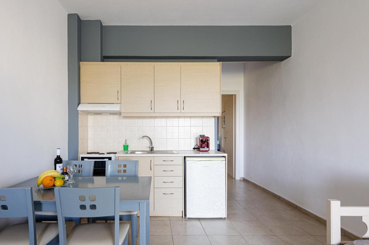 Yiannis Apartment Adelianos Kampos