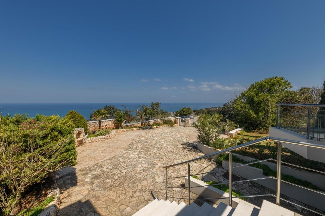 Serenity - With Private Heated Pool Villa Gerani (Rethymno)
