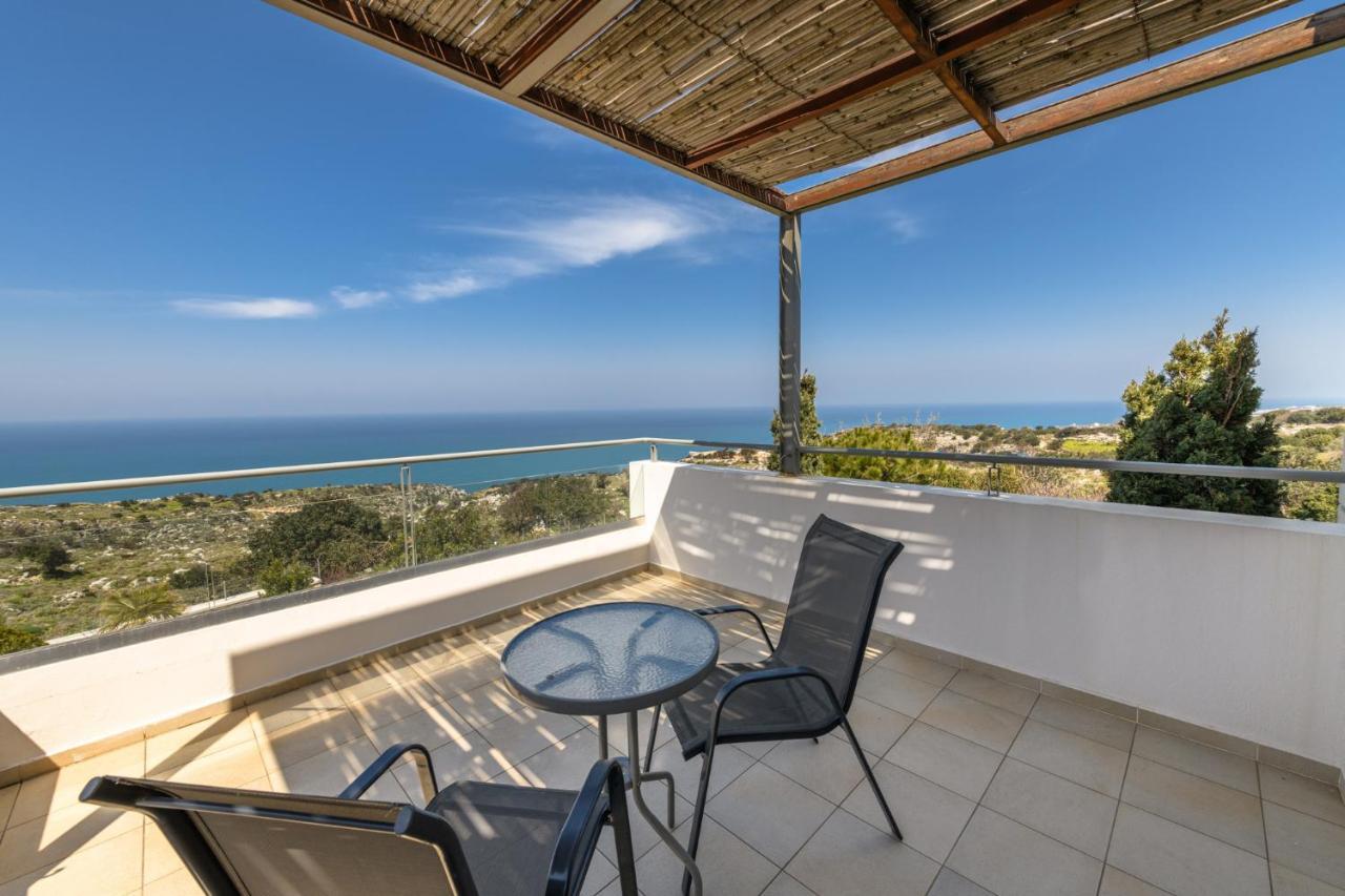 Serenity - With Private Heated Pool *