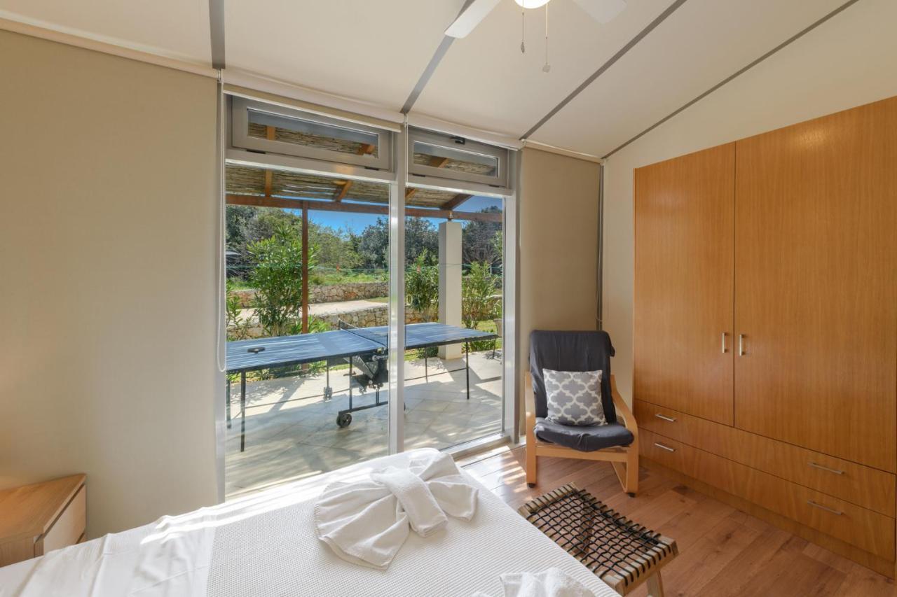 Villa Serenity - With Private Heated Pool