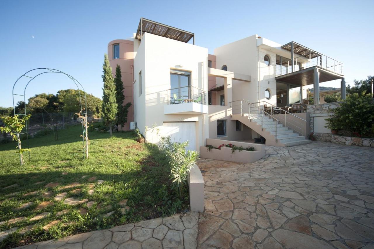 Serenity - With Private Heated Pool Villa *