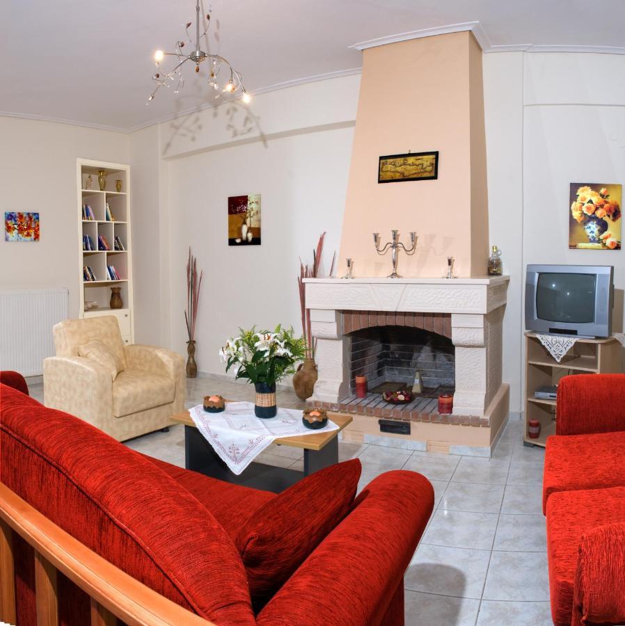 Christina Apartment *