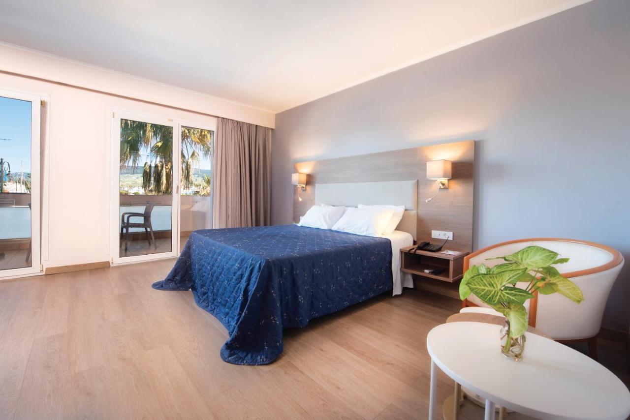 Kosta Palace 4*