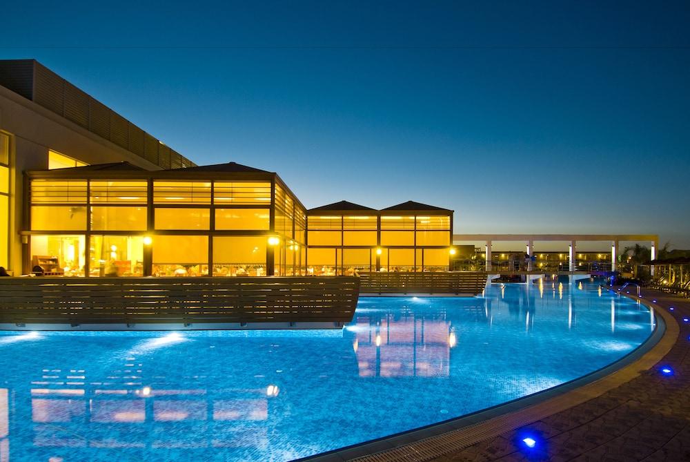 Hotel Blue Lagoon