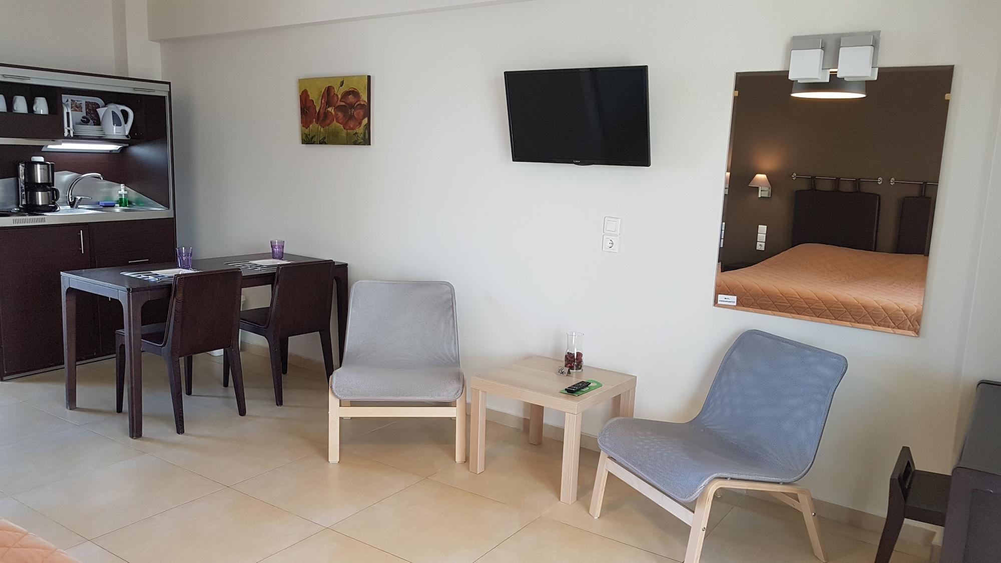 Cosmos Aparthotel 3*