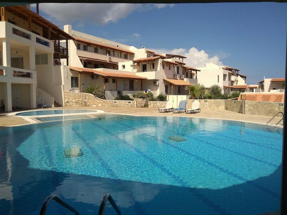 Creta Apartment