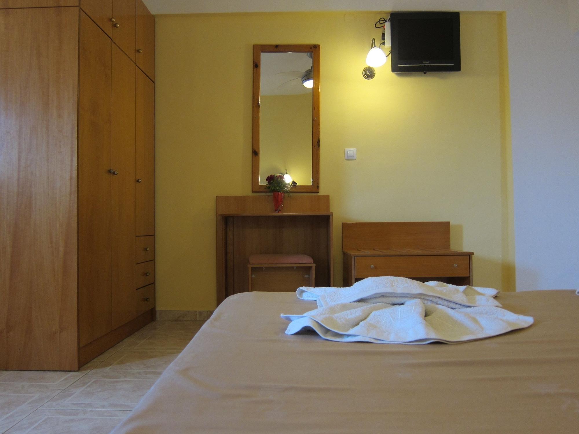 Baladinos Aparthotel Gerani (Chania)