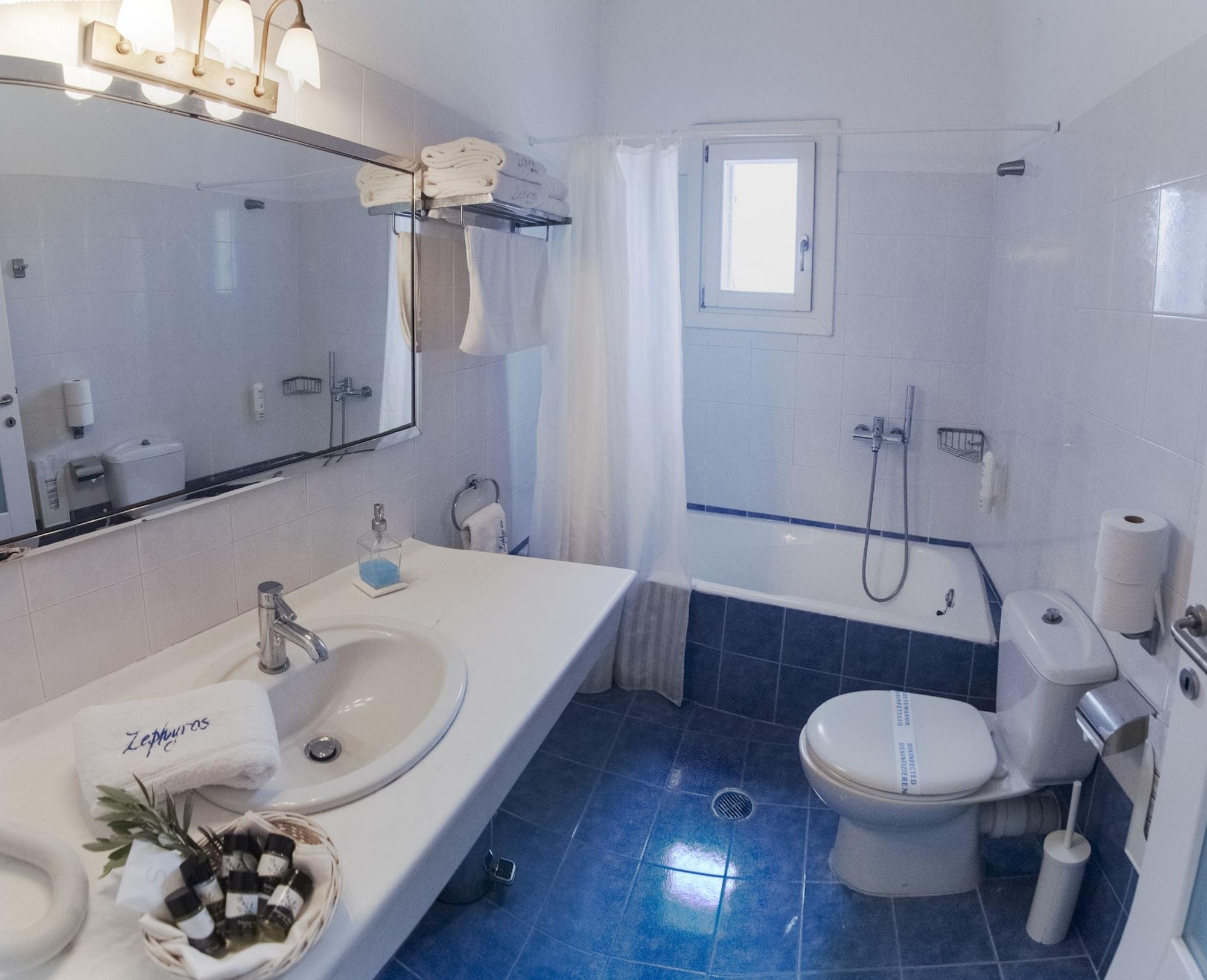 Zephyros Paraga (Mykonos)