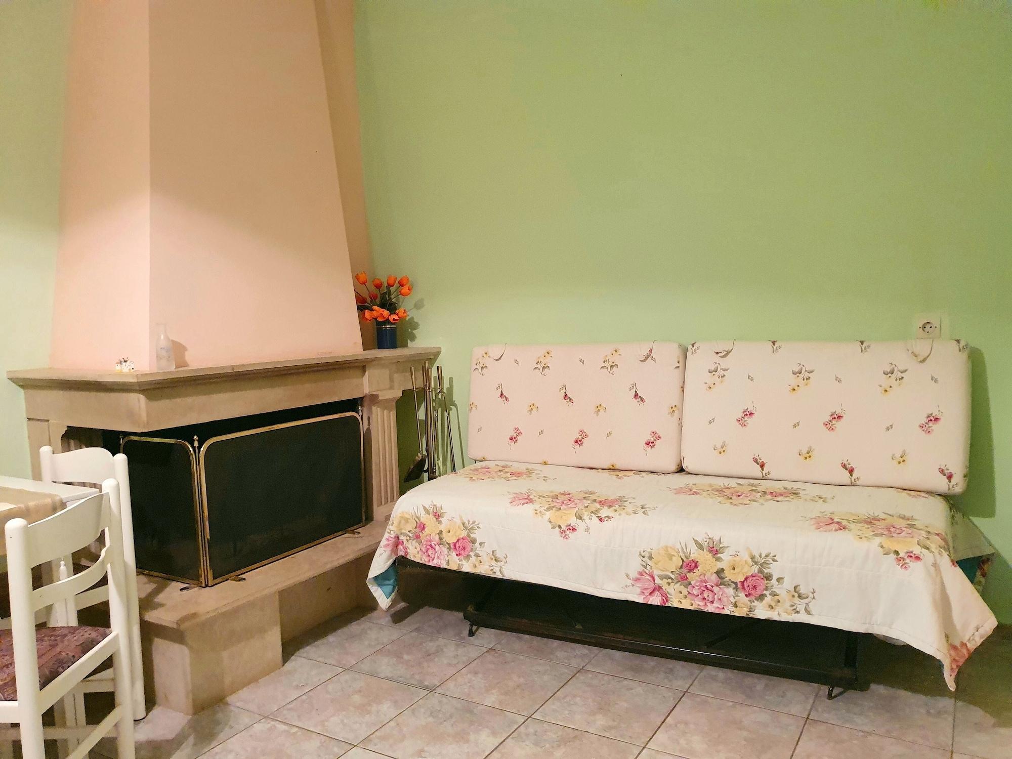Dioskouroi Apts 3*
