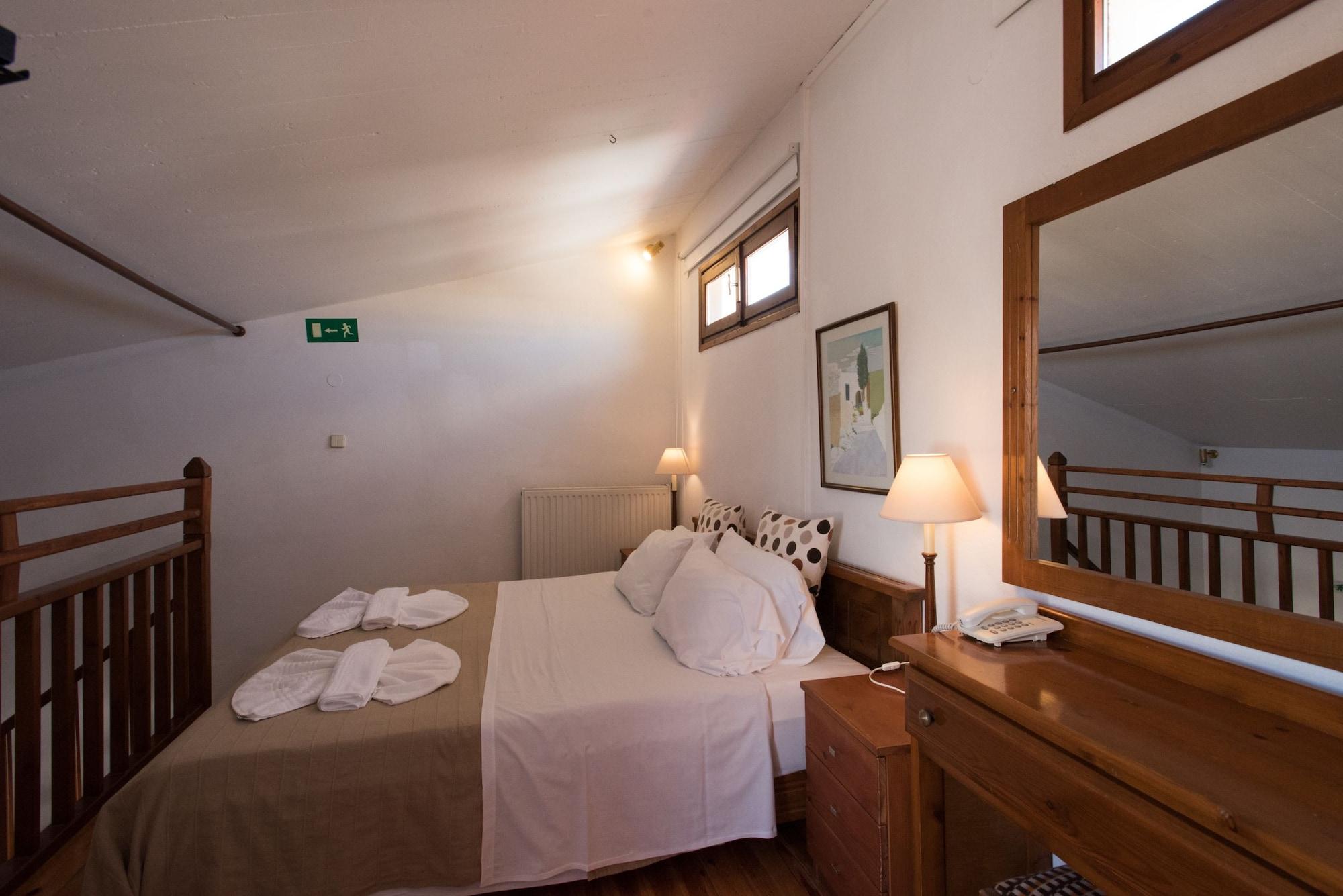 Proimos Maisonettes Apartment