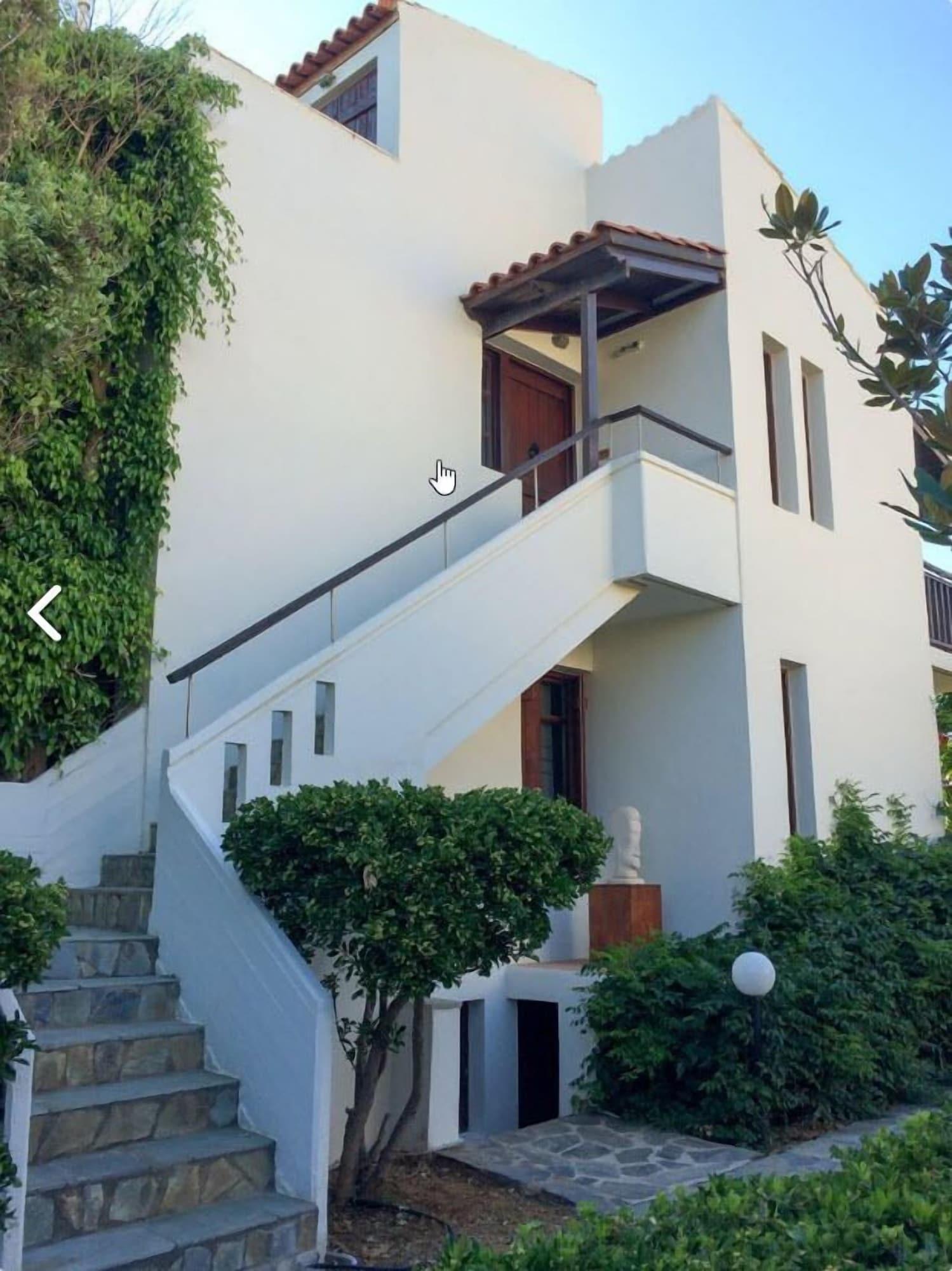 Proimos Maisonettes Apartment