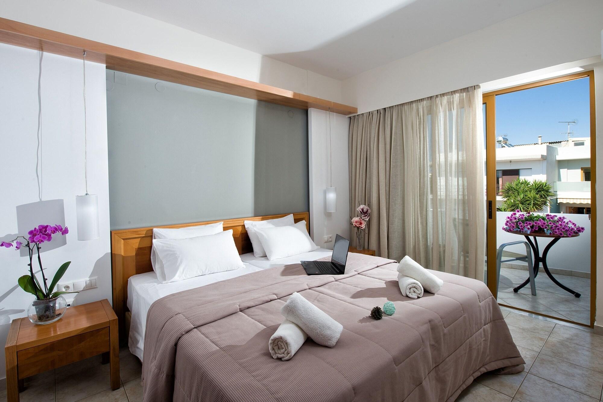 Mary & Mary Royal Aparthotel