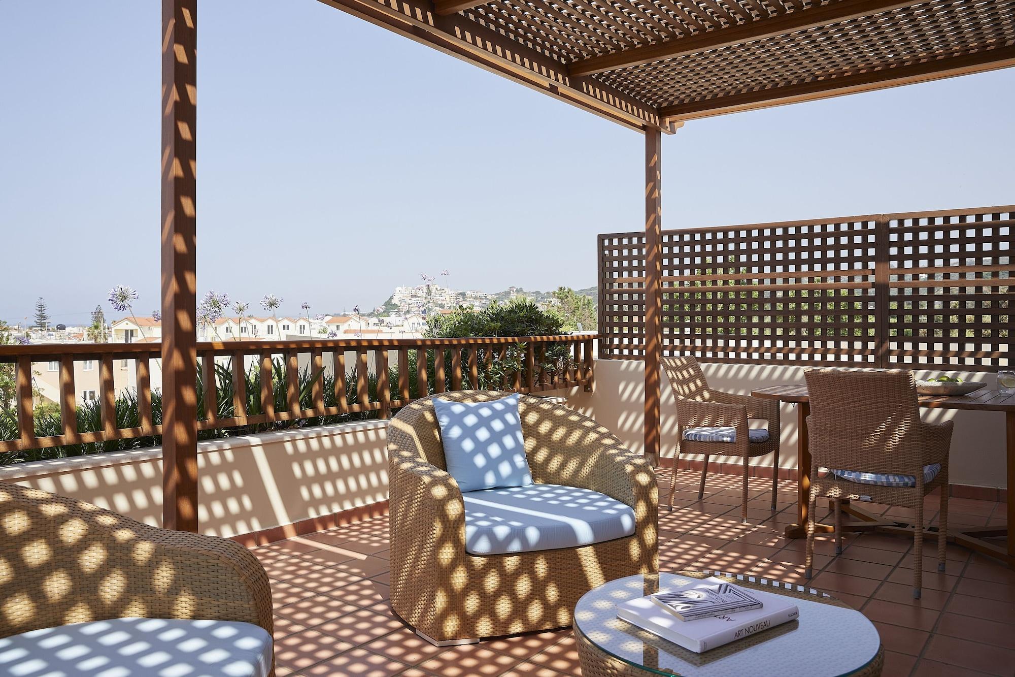Minoa Palace Platanias (Crete)